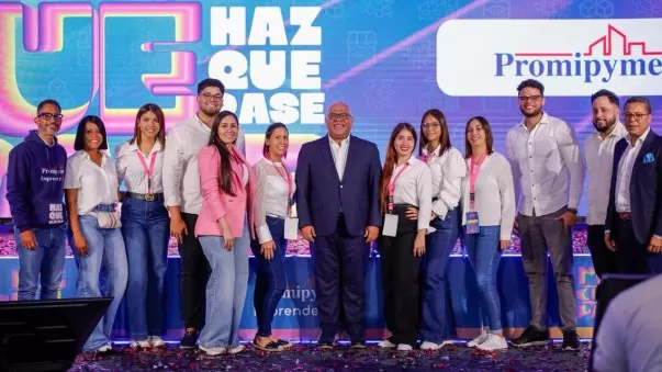 EQUIPO DE LA SUBDIRECCION EN EMPRELAB 2025 3