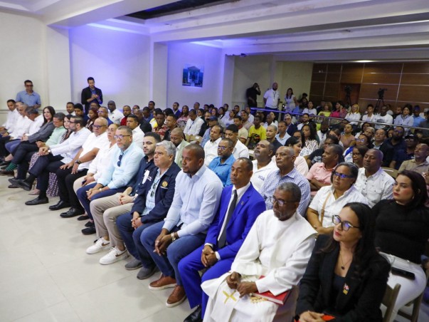 PUBLICO DE LA ENTREAGA VILLA ALTAGRACIA PUBLICO DE LA ENTREAGA VILLA ALTAGRACIA