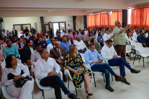 PUBLICO Del Seibo En Entrega Credito PUBLICO Del Seibo En Entrega Credito