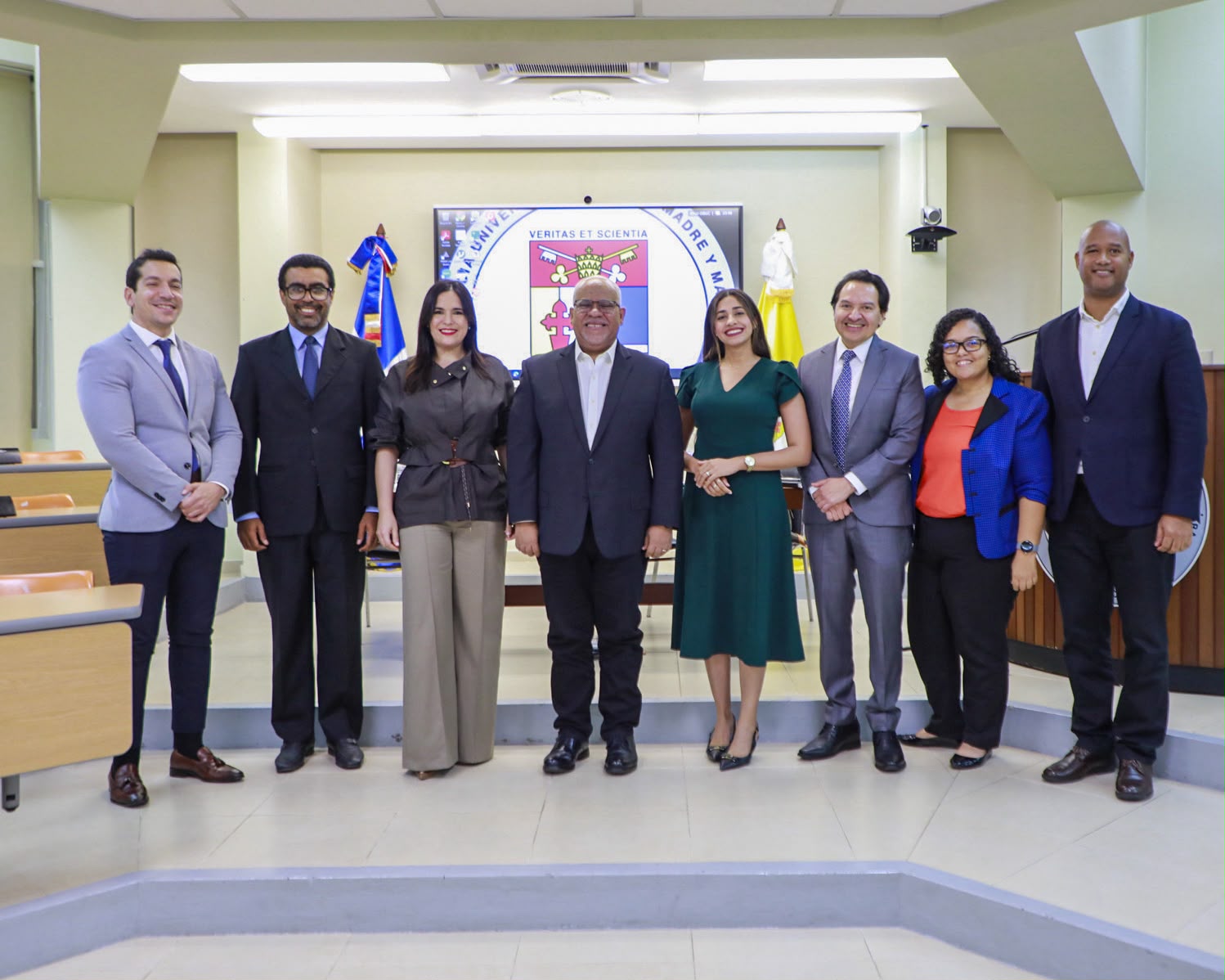 parte de asistente en informe