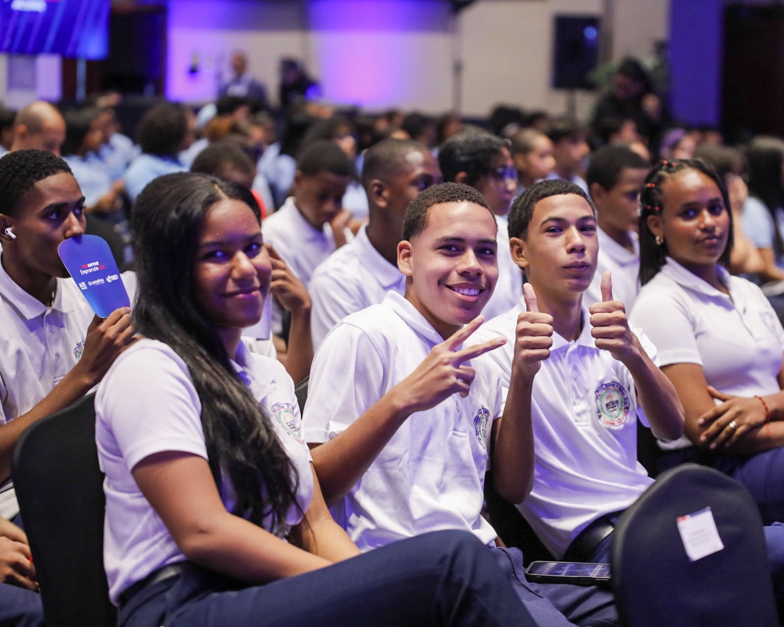 Estudiantes en Emprendelab