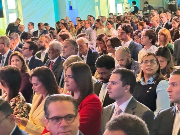 Parte Del Publico En Entrega De Galardones Parte Del Publico En Entrega De Galardones