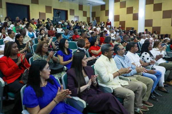 Publico En Entrega Credito En Prodominicana Publico En Entrega Credito En Prodominicana